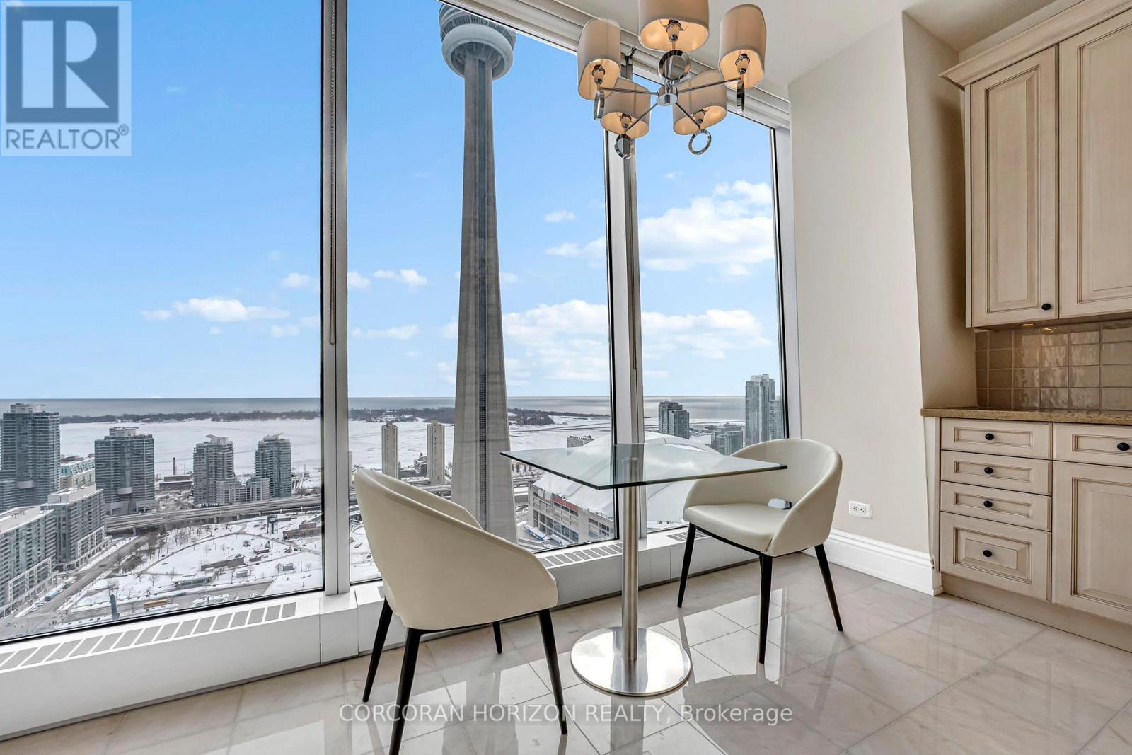 3505 - 183 Wellington Street W, Toronto (Waterfront Communities), Ontario  M5V 0A1 - Photo 21 - C12772792