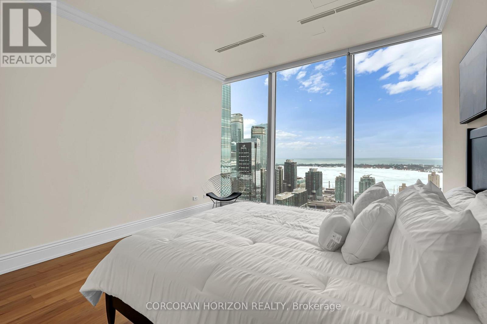 3505 - 183 Wellington Street W, Toronto (Waterfront Communities), Ontario  M5V 0A1 - Photo 30 - C12772792