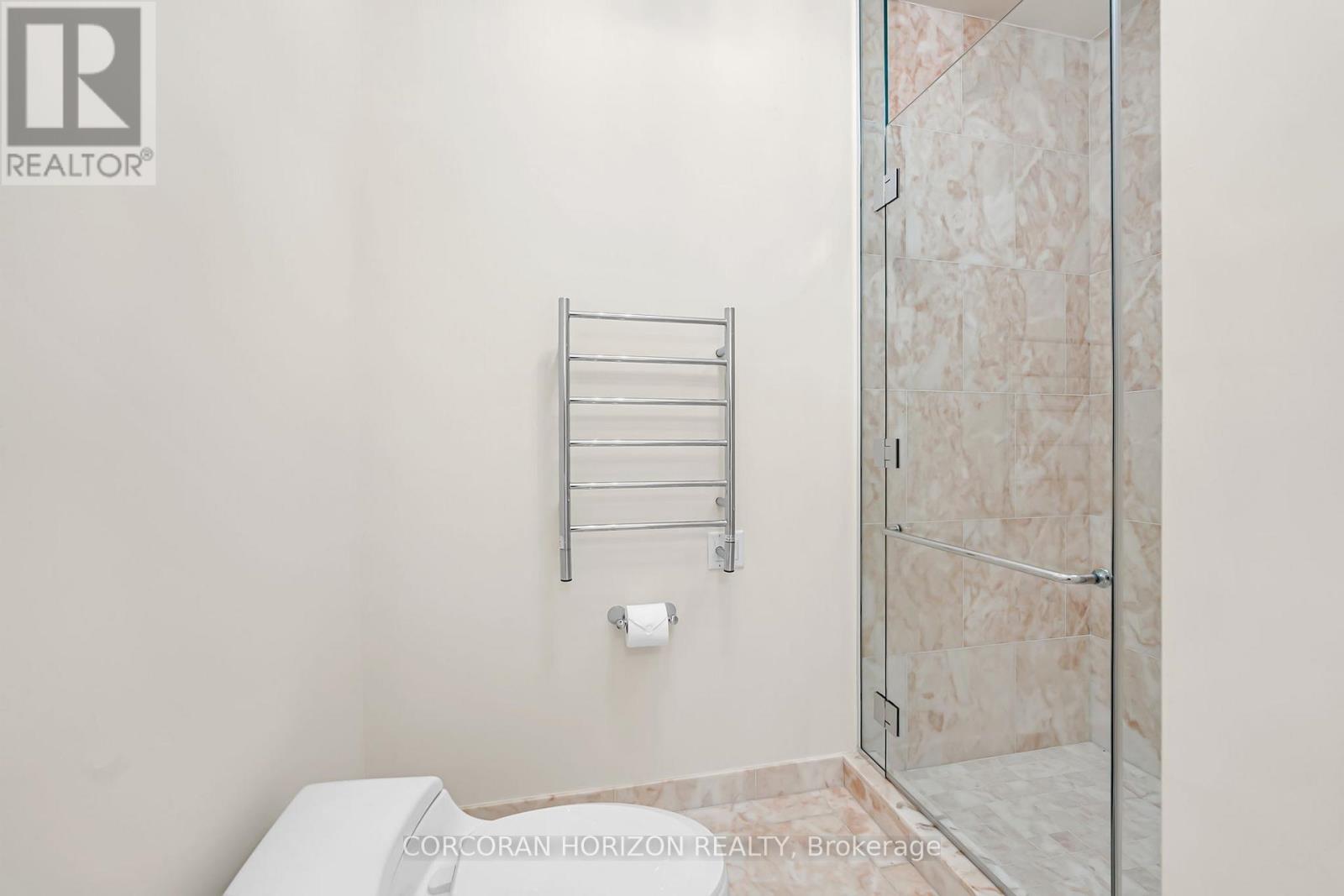 3505 - 183 Wellington Street W, Toronto (Waterfront Communities), Ontario  M5V 0A1 - Photo 38 - C12772792