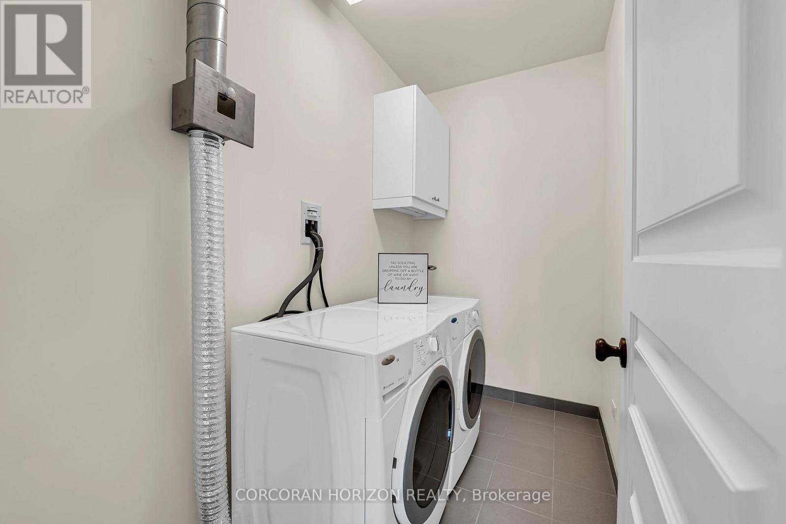 3505 - 183 Wellington Street W, Toronto (Waterfront Communities), Ontario  M5V 0A1 - Photo 39 - C12772792