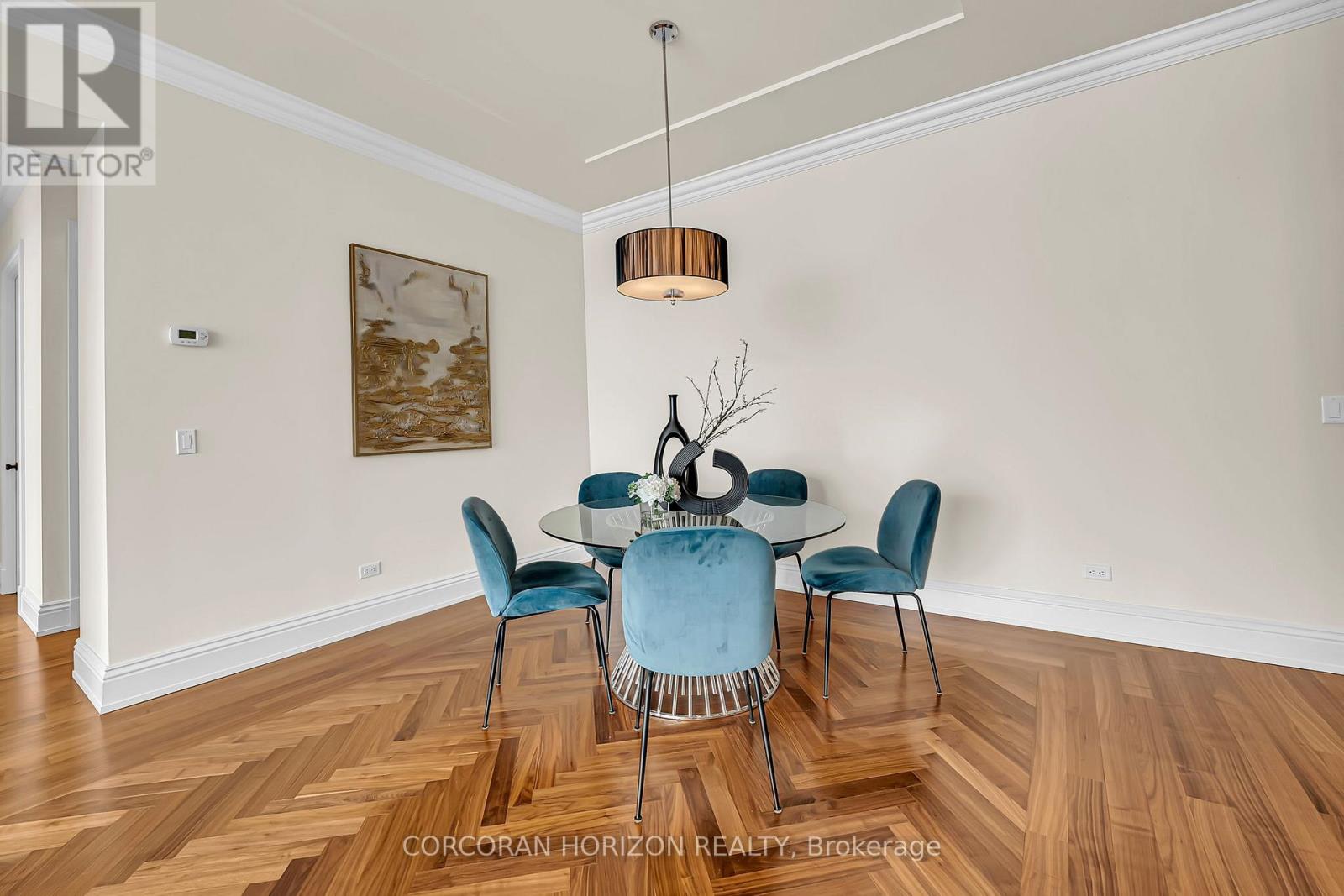 3505 - 183 Wellington Street W, Toronto (Waterfront Communities), Ontario  M5V 0A1 - Photo 6 - C12772792