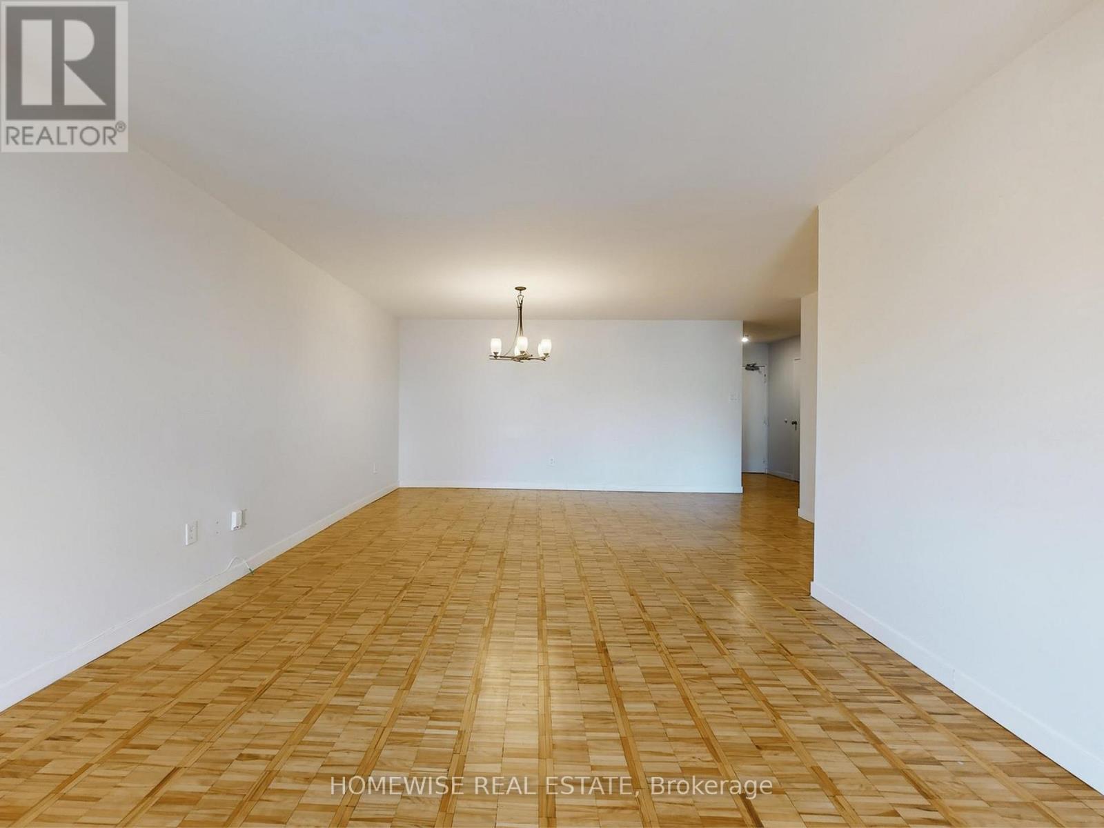 401 - 22 Shallmar Boulevard, Toronto, Ontario  M5N 2Z8 - Photo 8 - C12772806