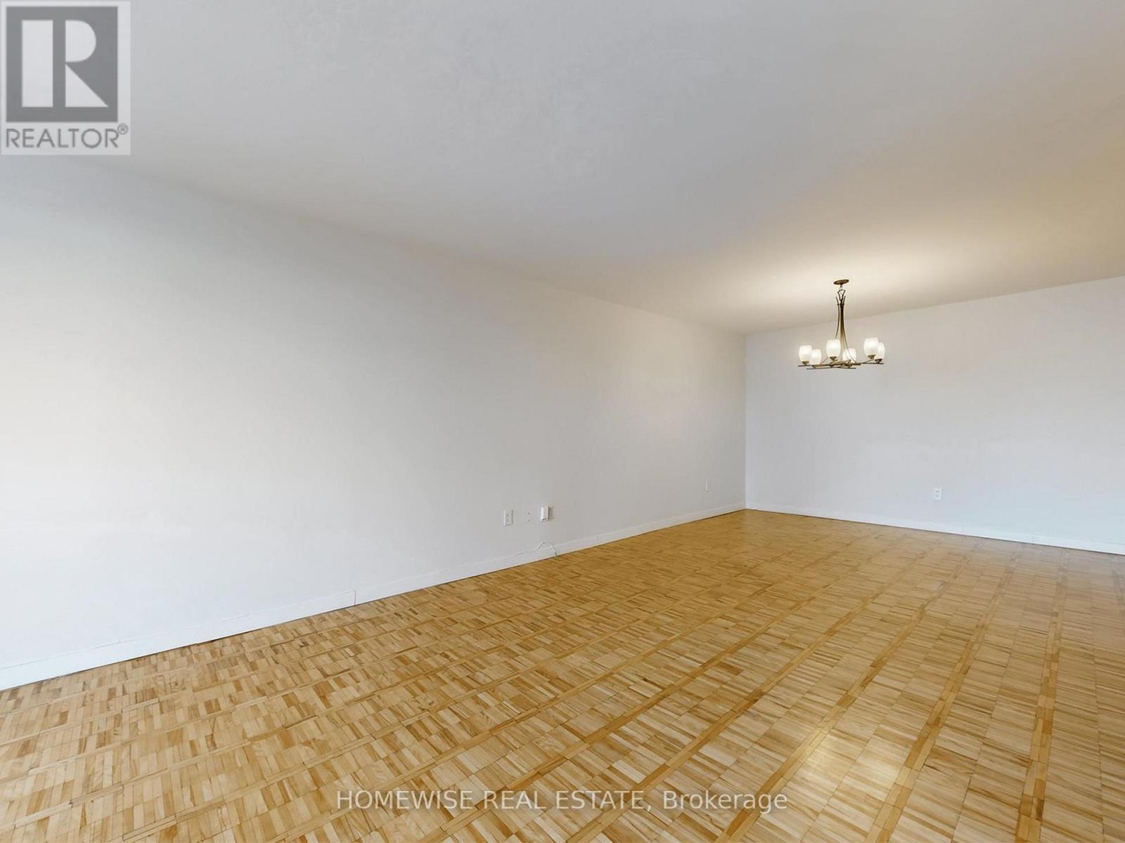 401 - 22 Shallmar Boulevard, Toronto, Ontario  M5N 2Z8 - Photo 9 - C12772806