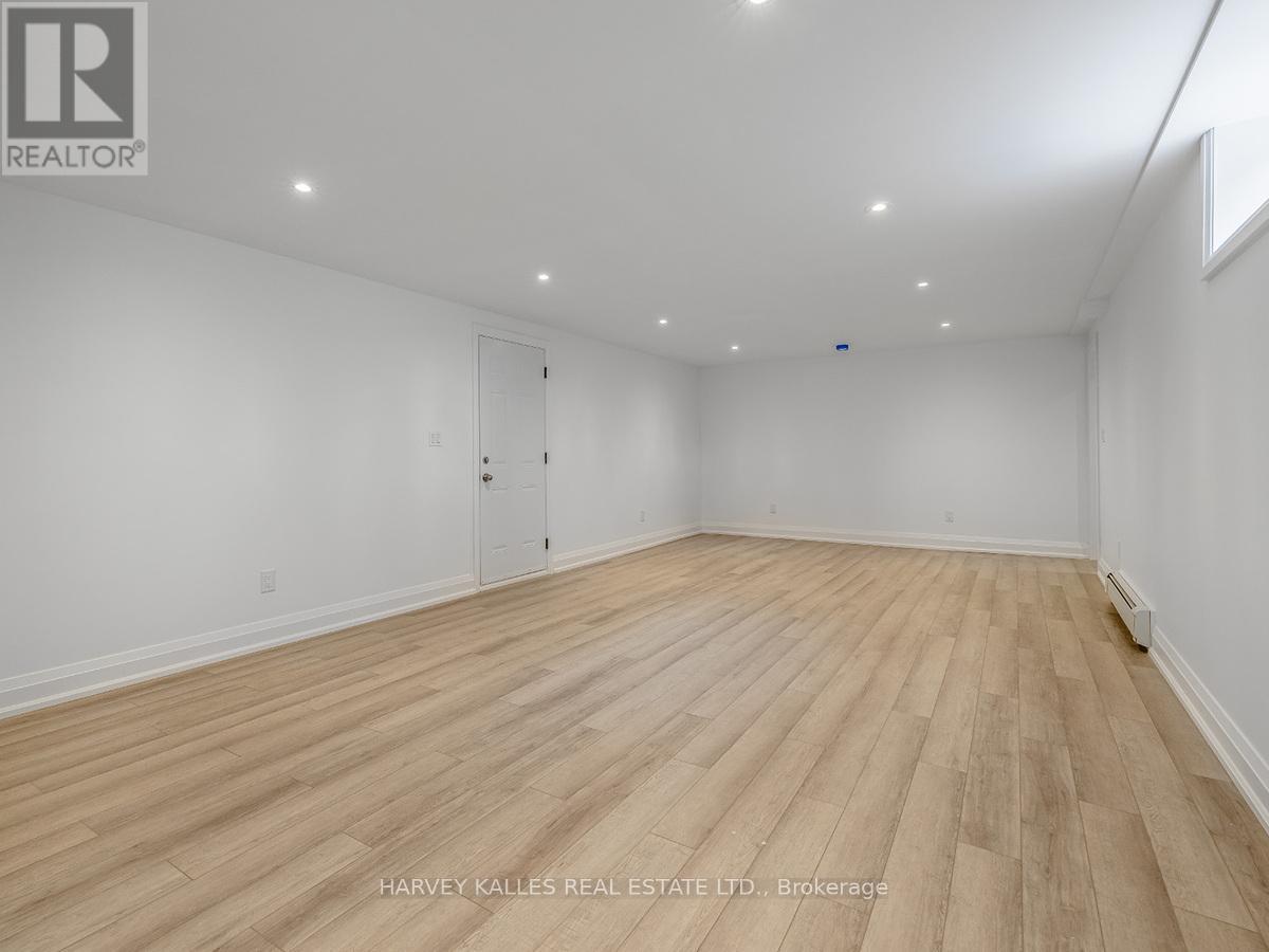 2 - 8 Markdale Avenue, Toronto, Ontario  M6C 1S9 - Photo 16 - C12772862