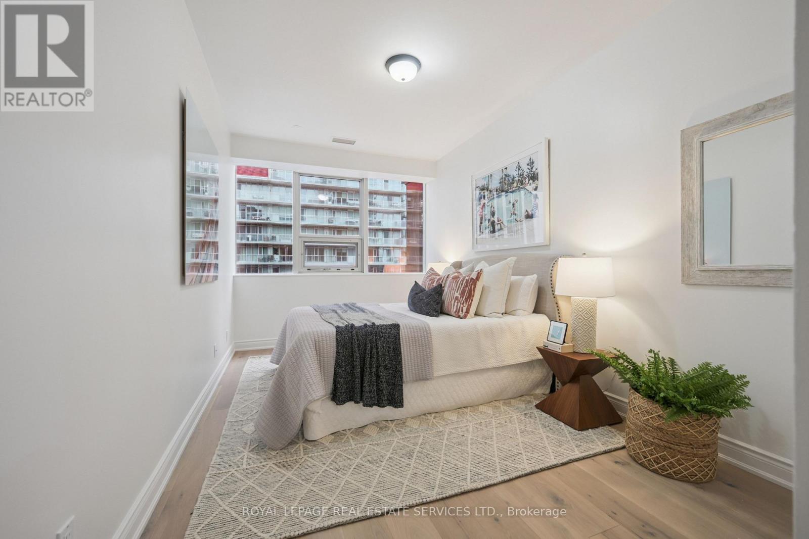 904 - 393 King Street W, Toronto, Ontario  M5V 3G8 - Photo 15 - C12772878