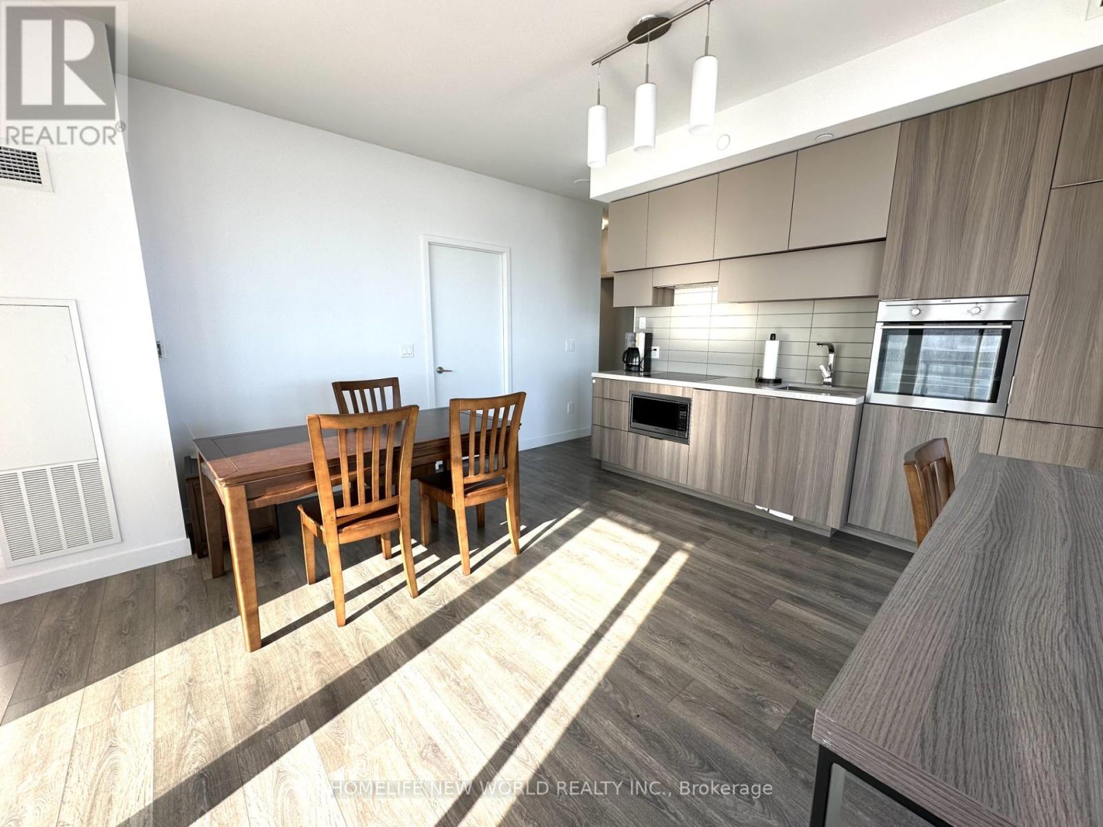 4011 - 8 Eglinton Avenue E, Toronto, Ontario  M4P 1A6 - Photo 3 - C12772880