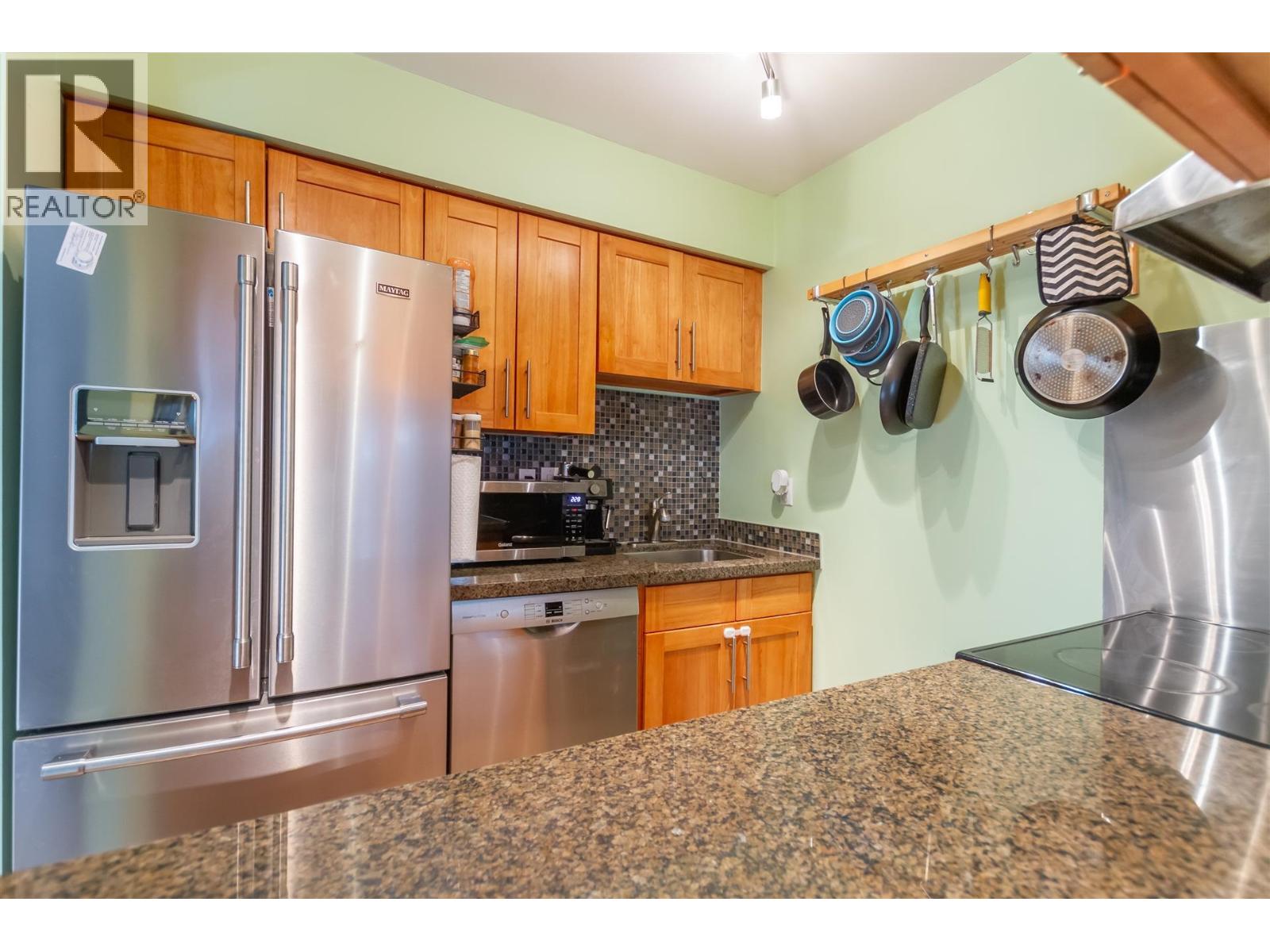 307 3275 Mountain Highway, North Vancouver, British Columbia  V7K 2H4 - Photo 8 - R3085878