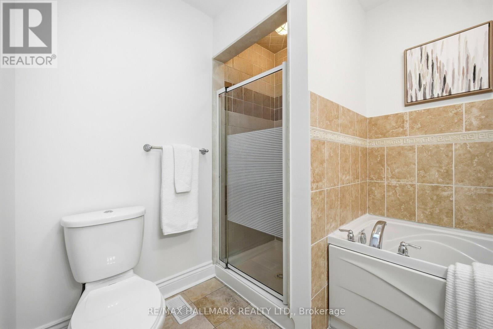 4a Holborne Avenue, Toronto, Ontario  M4C 2P9 - Photo 22 - E12772720
