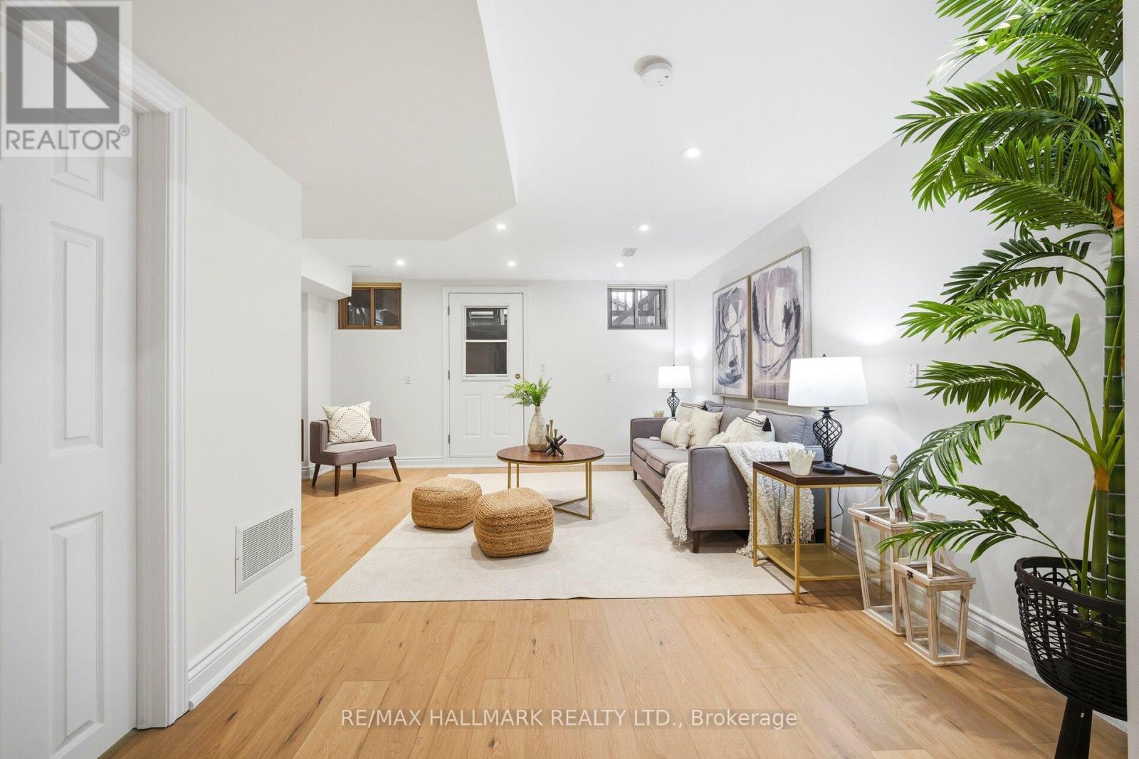 4a Holborne Avenue, Toronto, Ontario  M4C 2P9 - Photo 35 - E12772720