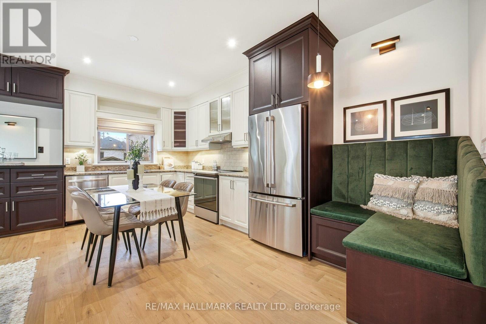 4a Holborne Avenue, Toronto, Ontario  M4C 2P9 - Photo 6 - E12772720