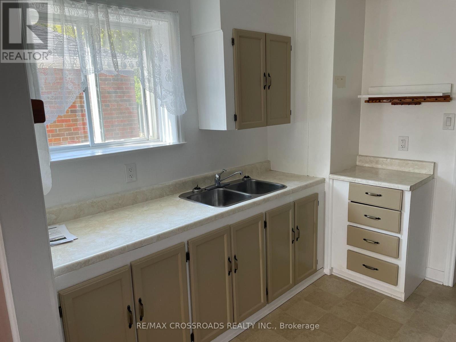 64 Galbraith Avenue, Toronto, Ontario  M4B 2B5 - Photo 6 - E12772752