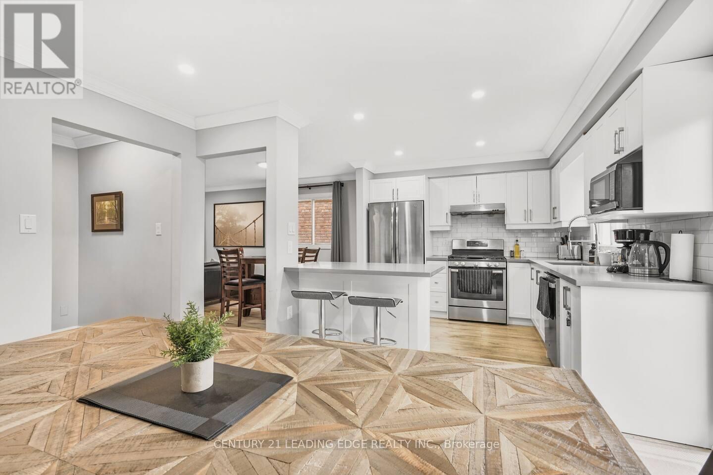 1627 Fairfield Crescent, Pickering, Ontario  L1V 6H2 - Photo 11 - E12772780