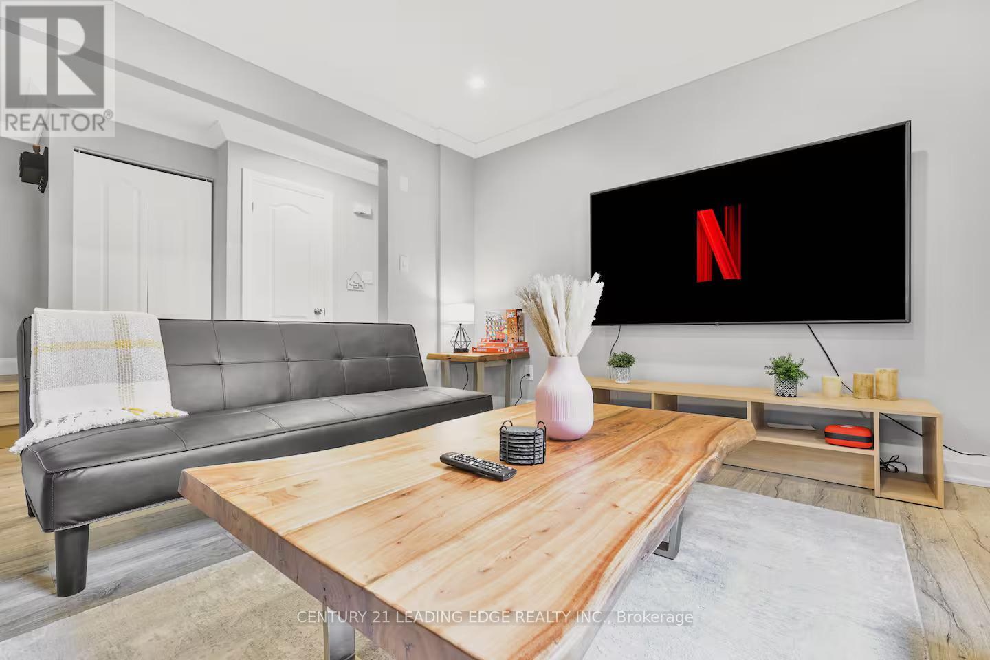 1627 Fairfield Crescent, Pickering, Ontario  L1V 6H2 - Photo 6 - E12772780