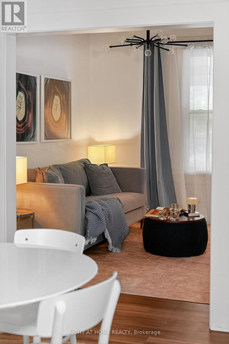 796 Kingston Road, Toronto, Ontario  M4E 1R7 - Photo 11 - E12772814