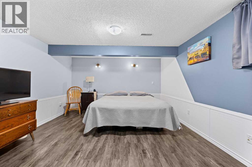 244 Oakmere Place, Chestermere, Alberta  T1X 1L2 - Photo 33 - A2283808