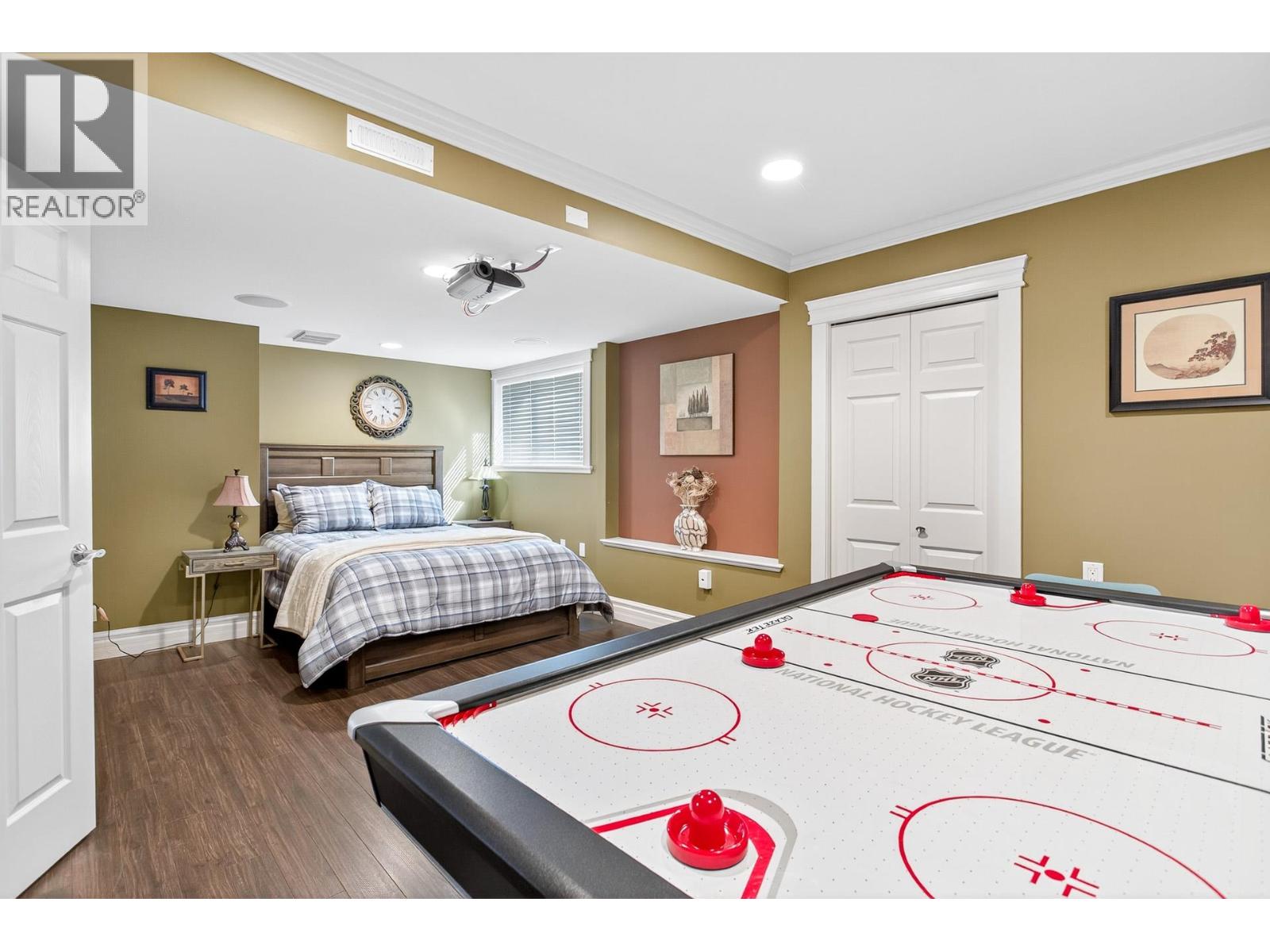 1527 Greenstone Court, Coquitlam, British Columbia  V3E 2W2 - Photo 37 - R3050319