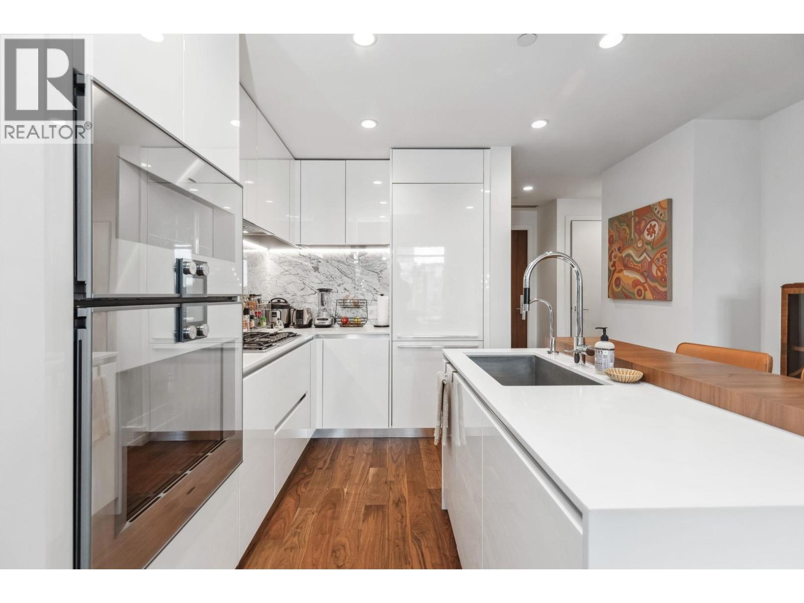 405 389 W 59th Avenue, Vancouver, British Columbia  V5X 0J4 - Photo 7 - R3087870