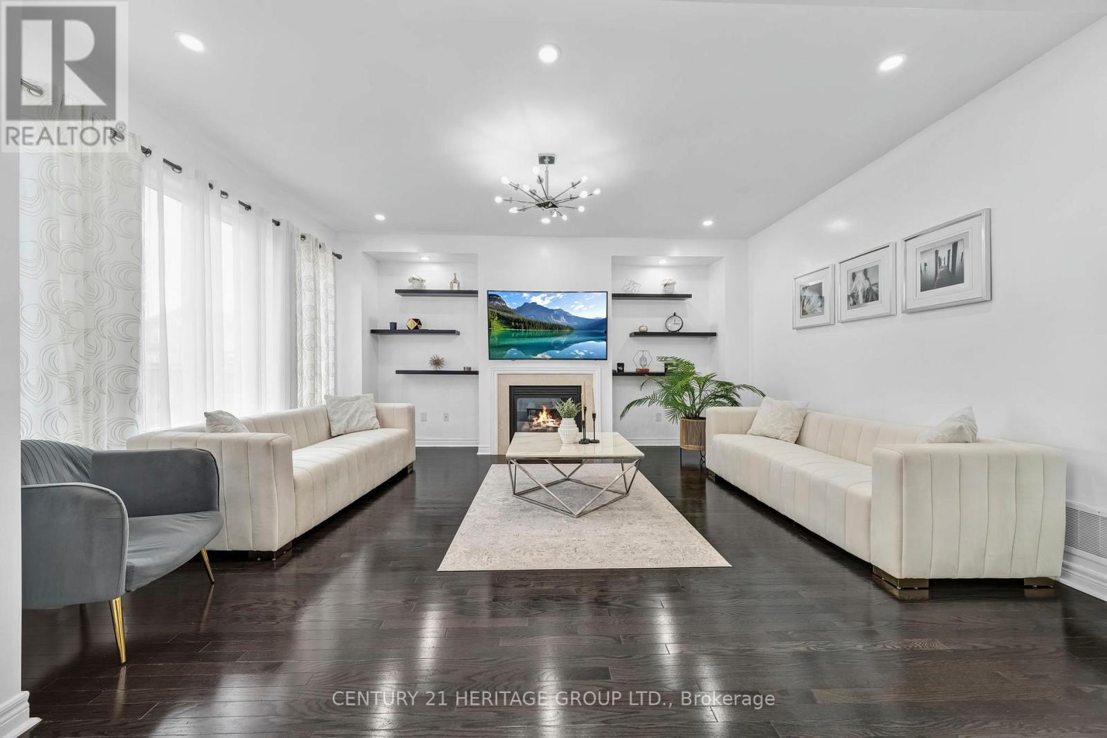 32 Amberwing Landing, Bradford West Gwillimbury (Bradford), Ontario  L3Z 0H9 - Photo 1 - N12772682