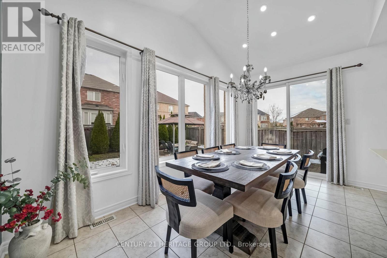 32 Amberwing Landing, Bradford West Gwillimbury (Bradford), Ontario  L3Z 0H9 - Photo 18 - N12772682