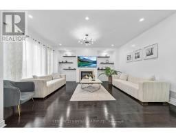 32 AMBERWING LANDING, Bradford West Gwillimbury, Ontario