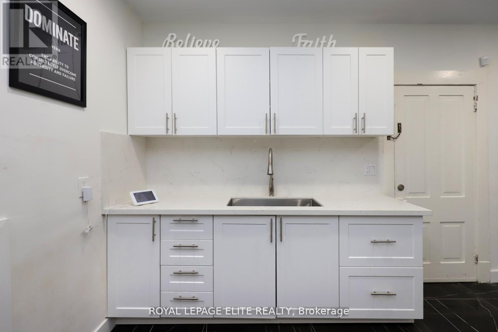 18-20 Reuben Street, Aurora, Ontario  L4G 2M2 - Photo 11 - N12772728