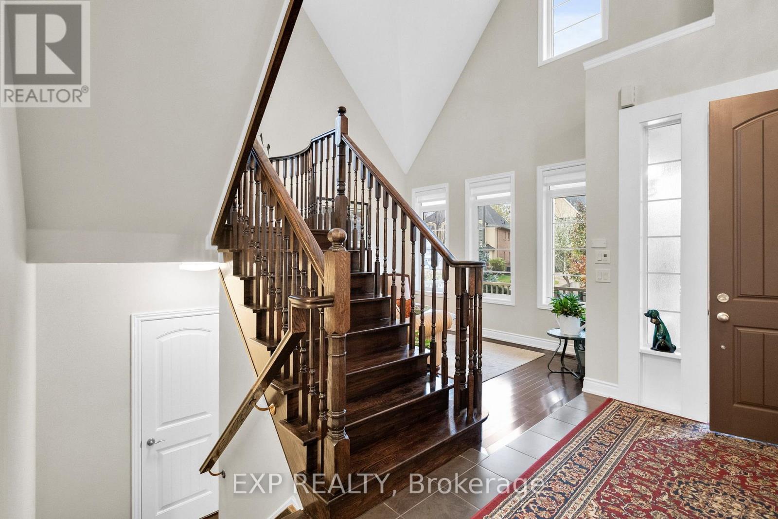 6 Mcmahon Court, Richmond Hill, Ontario  L4E 0T6 - Photo 23 - N12772756