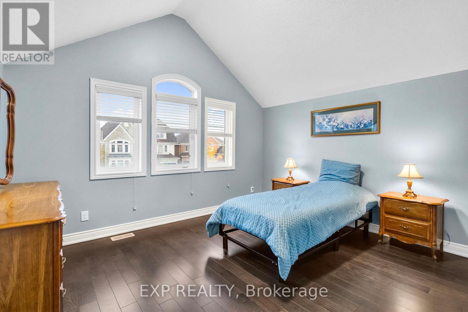 6 Mcmahon Court, Richmond Hill, Ontario  L4E 0T6 - Photo 29 - N12772756