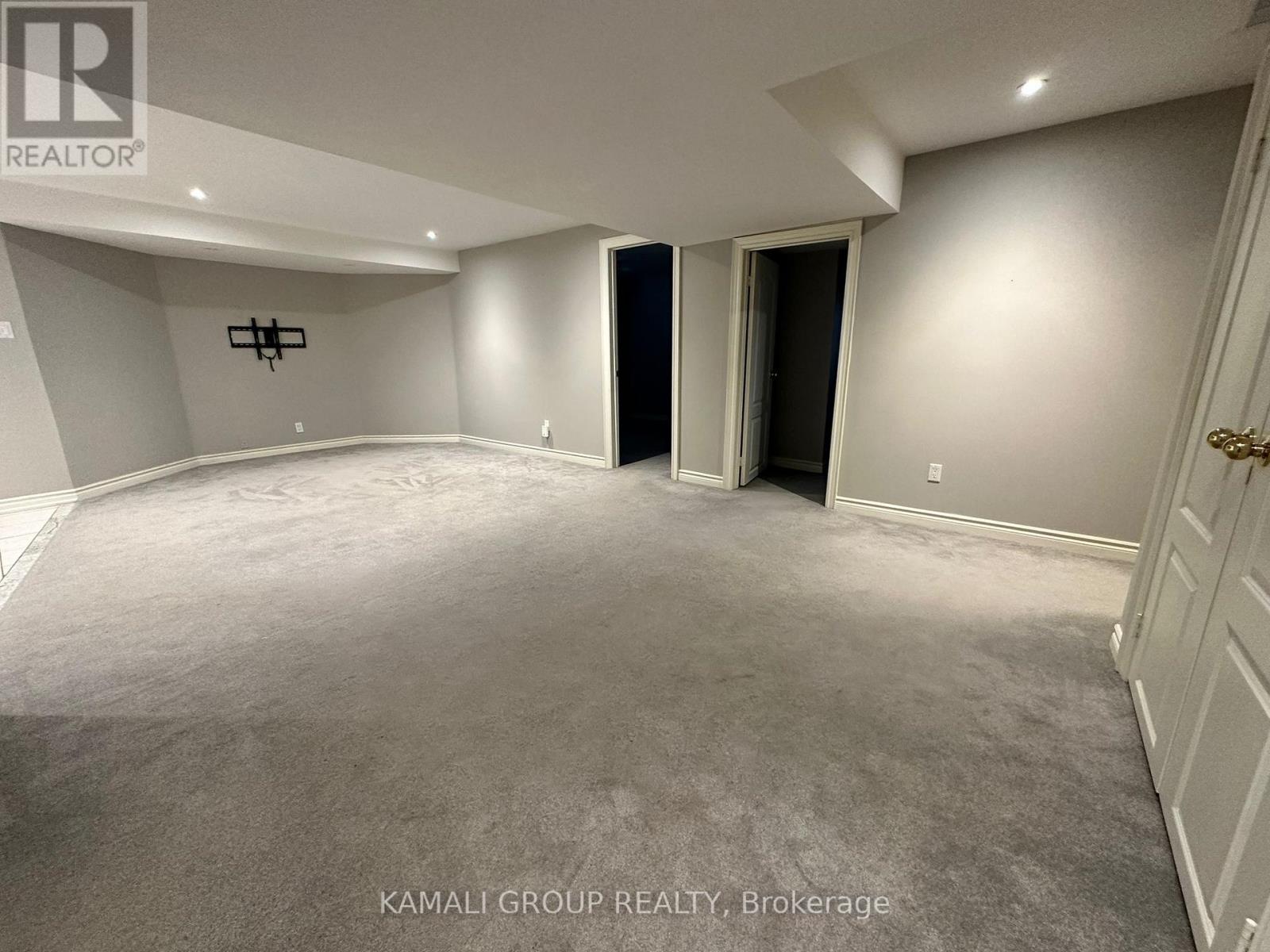 Bsmt - 175 Estate Garden Drive, Richmond Hill, Ontario  L4E 3X9 - Photo 7 - N12772818