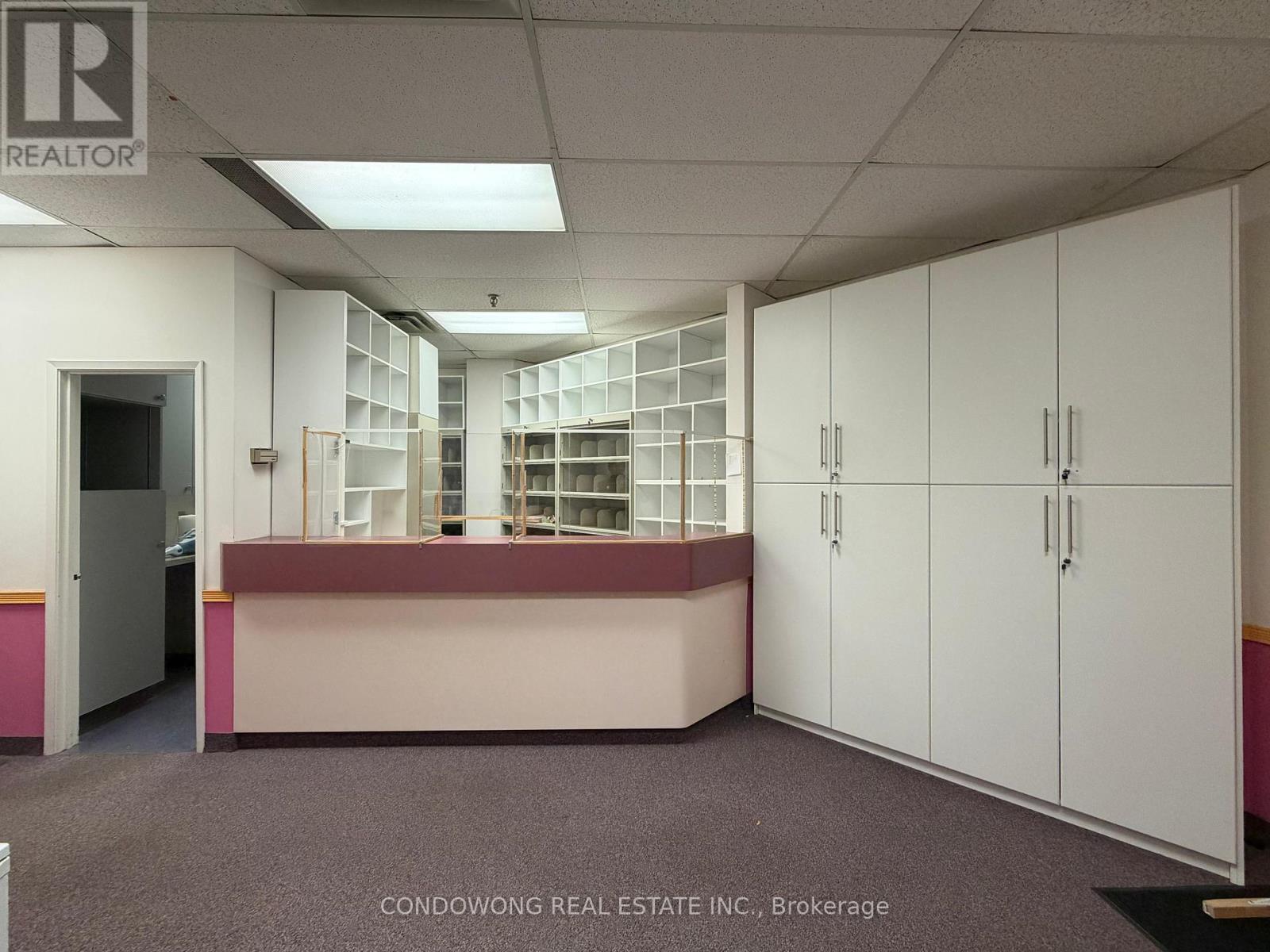 209 - 328 HIGHWAY 7 E, Richmond Hill, Ontario