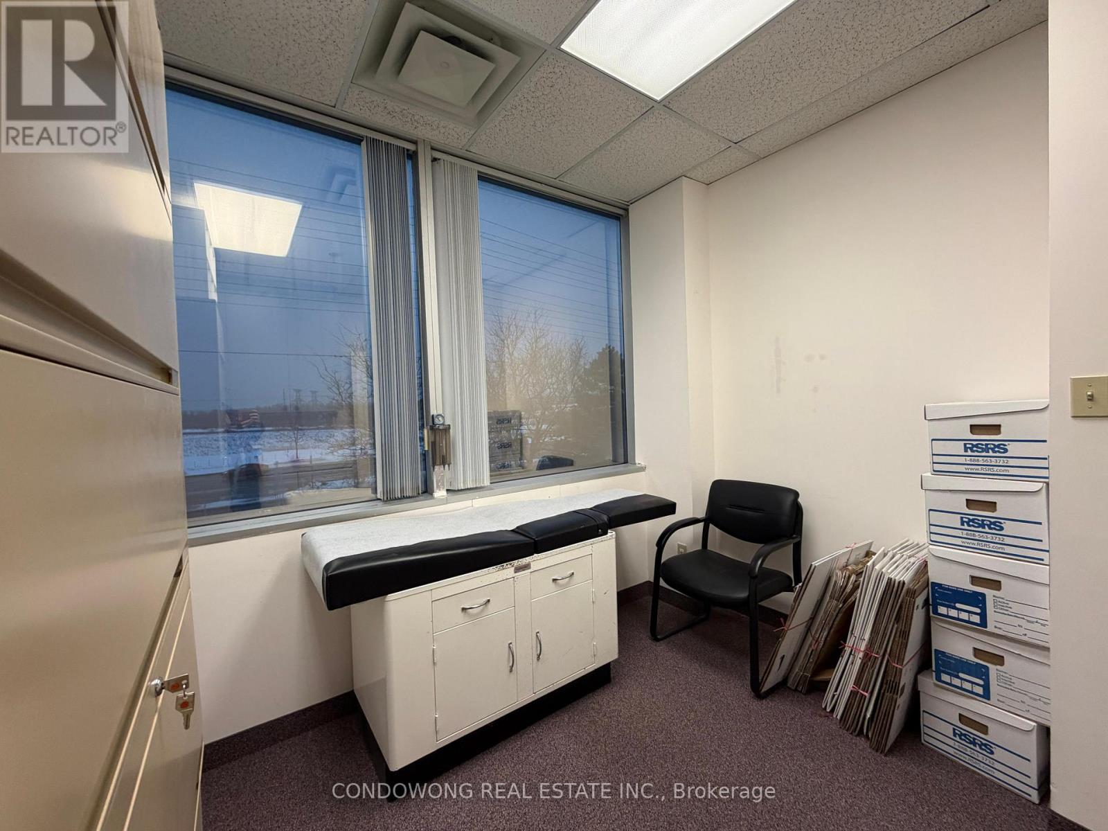 209 - 328 Highway 7 E, Richmond Hill, Ontario  L4B 3P7 - Photo 9 - N12772824