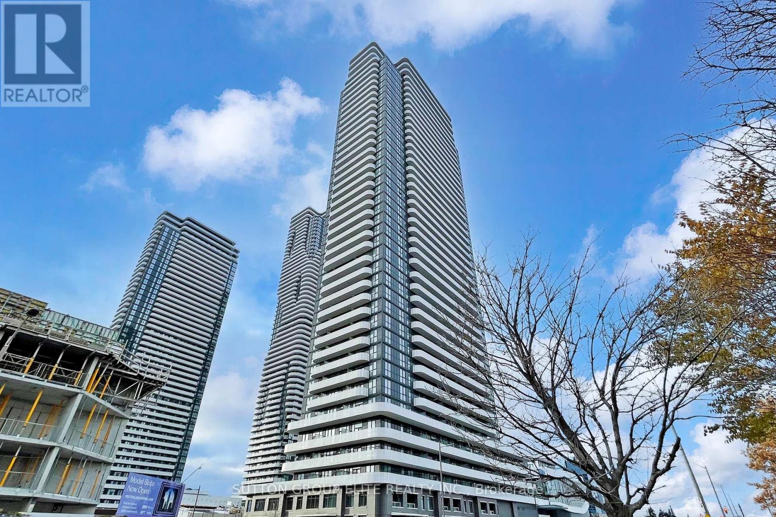 5301 - 8 INTERCHANGE WAY, Vaughan, Ontario