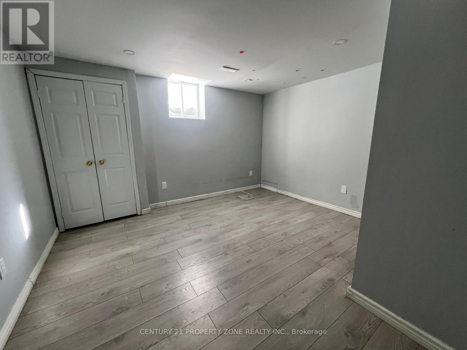 Bsmt - 16 Cottontail Road, Brampton (Fletcher's Meadow), Ontario  L7A 3R3 - Photo 12 - W12738396