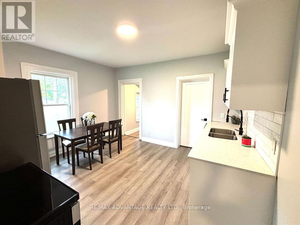 194 Maitland Street, London East, Ontario  N6B 2X7 - Photo 3 - X12758172