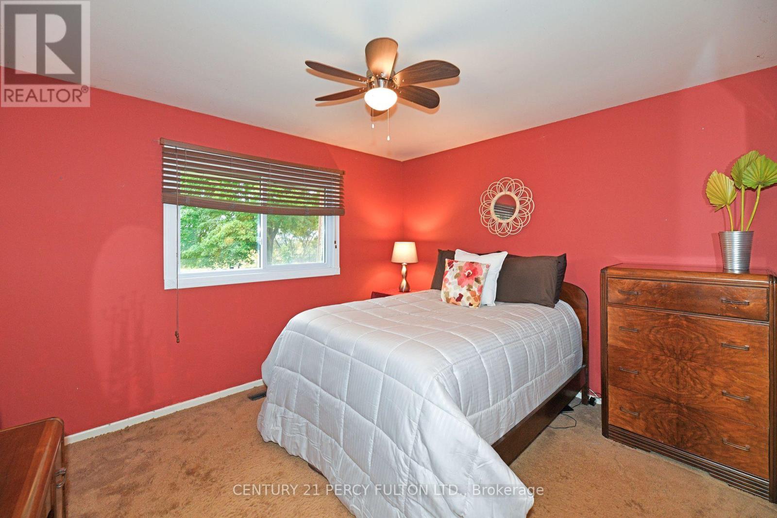 10208 Tenth Line, Halton Hills, Ontario  L0P 1K0 - Photo 21 - W12772696