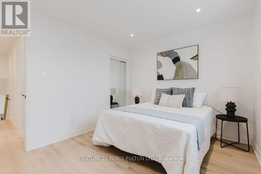 11 Bay Crest Drive, Brampton, Ontario  L6Z 1H5 - Photo 16 - W12772698