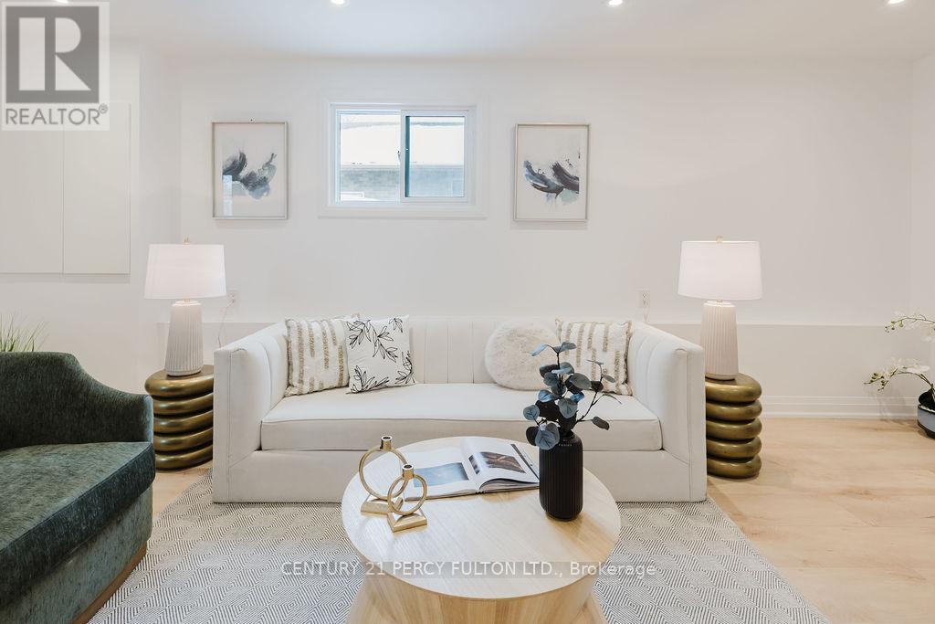 11 Bay Crest Drive, Brampton, Ontario  L6Z 1H5 - Photo 41 - W12772698