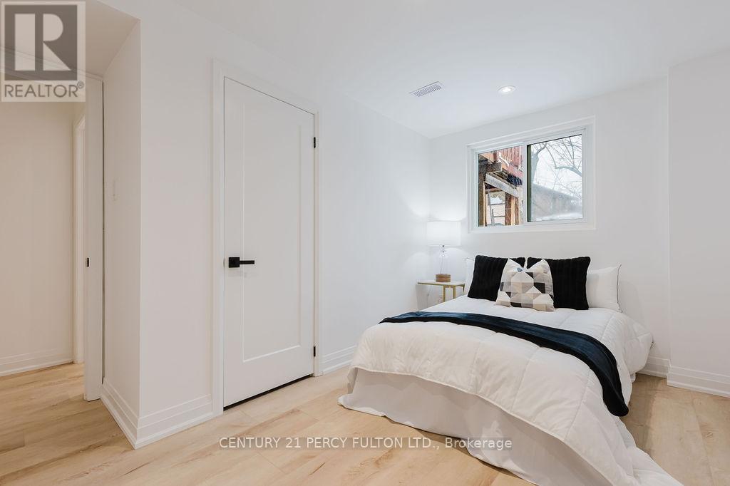 11 Bay Crest Drive, Brampton, Ontario  L6Z 1H5 - Photo 50 - W12772698