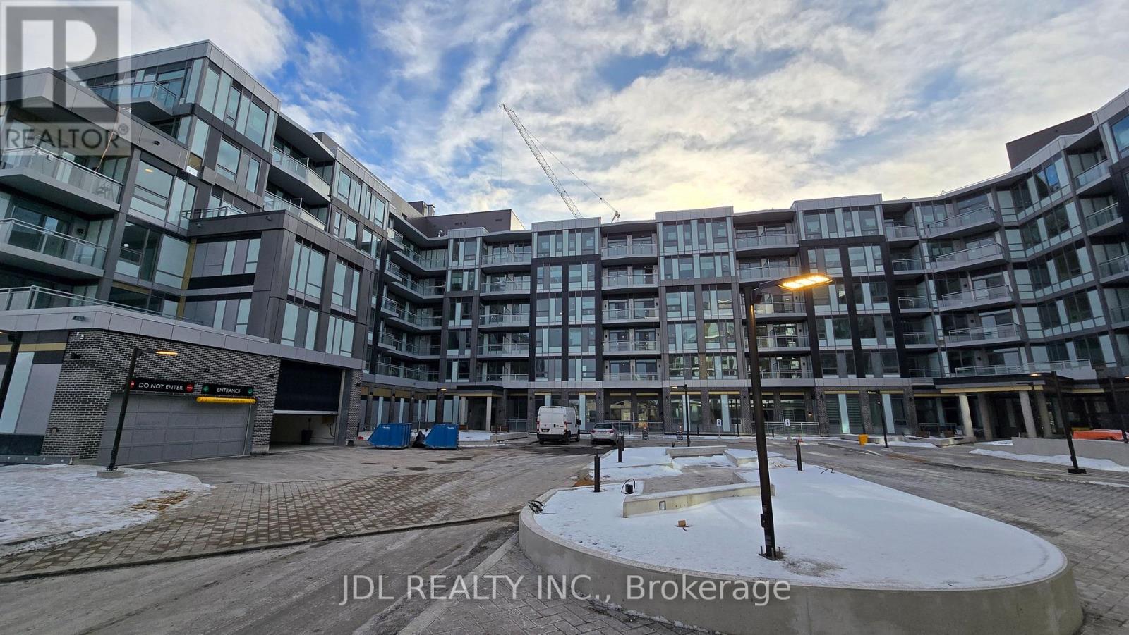 325 - 2501 Saw Whet Boulevard, Oakville, Ontario  L6M 5N2 - Photo 12 - W12772724