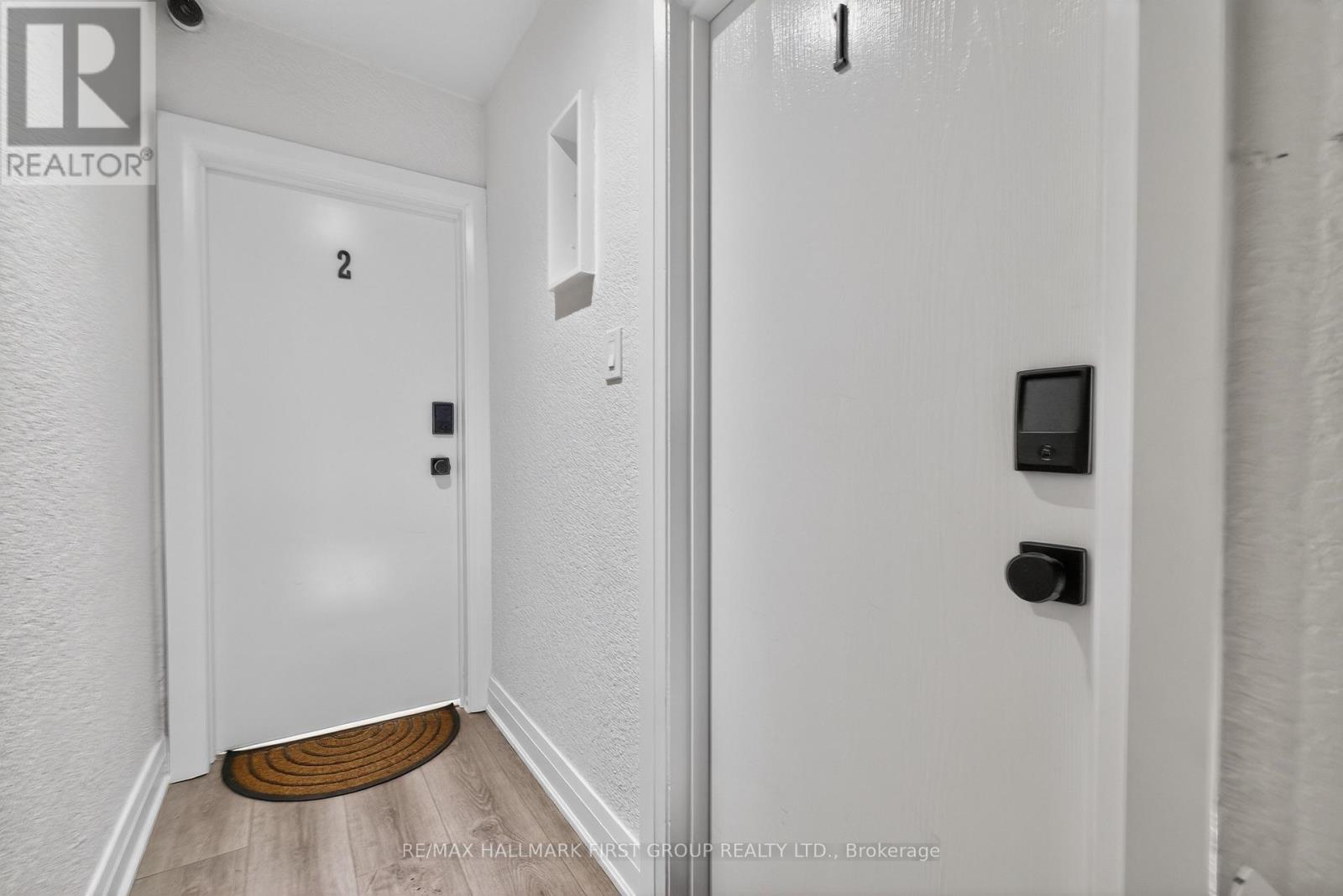 267 Lakeshore Road E, Mississauga, Ontario  L5G 1G8 - Photo 12 - W12772732