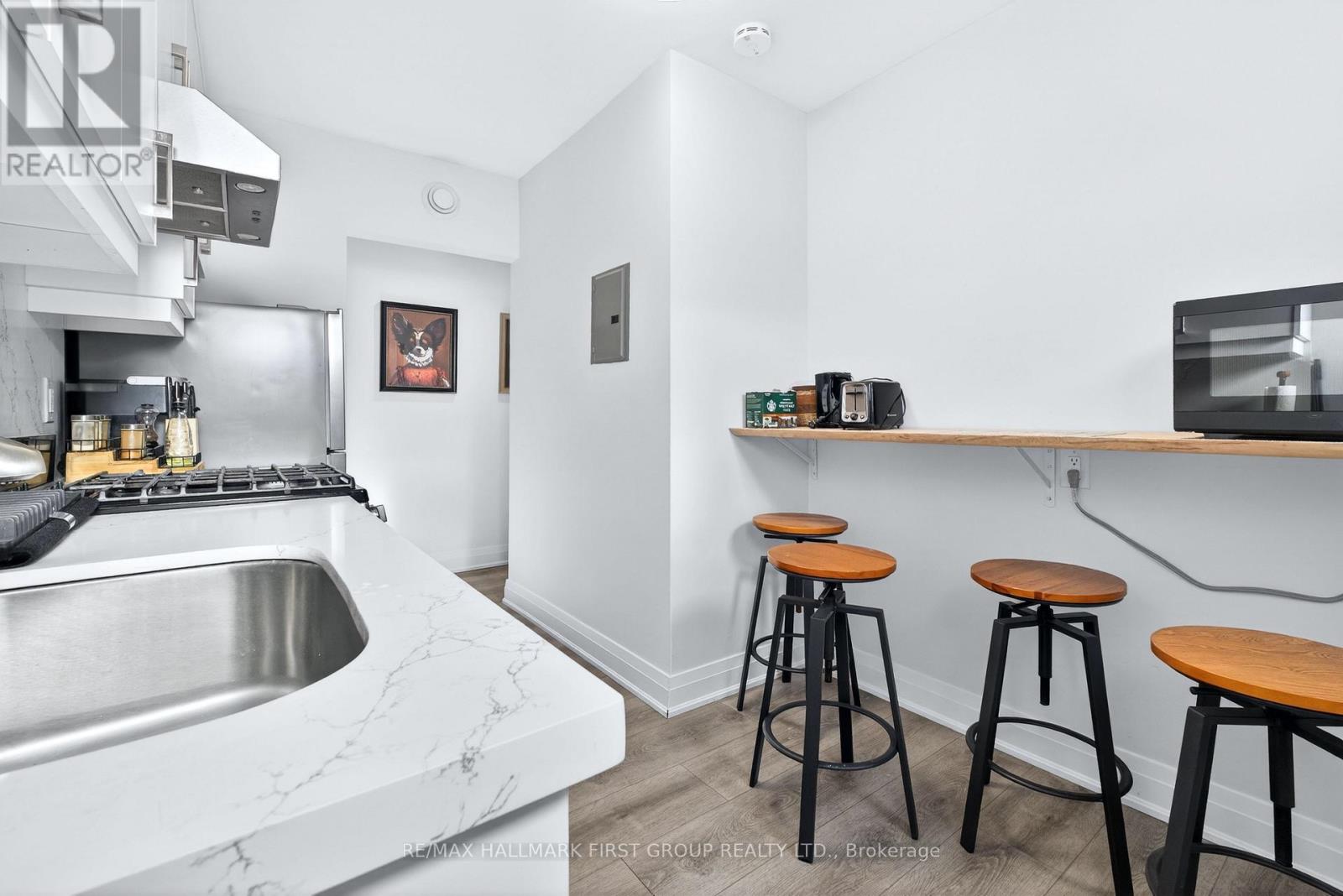 267 Lakeshore Road E, Mississauga, Ontario  L5G 1G8 - Photo 20 - W12772732