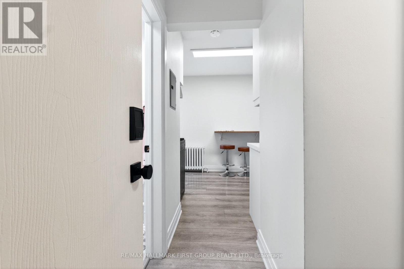 267 Lakeshore Road E, Mississauga, Ontario  L5G 1G8 - Photo 27 - W12772732