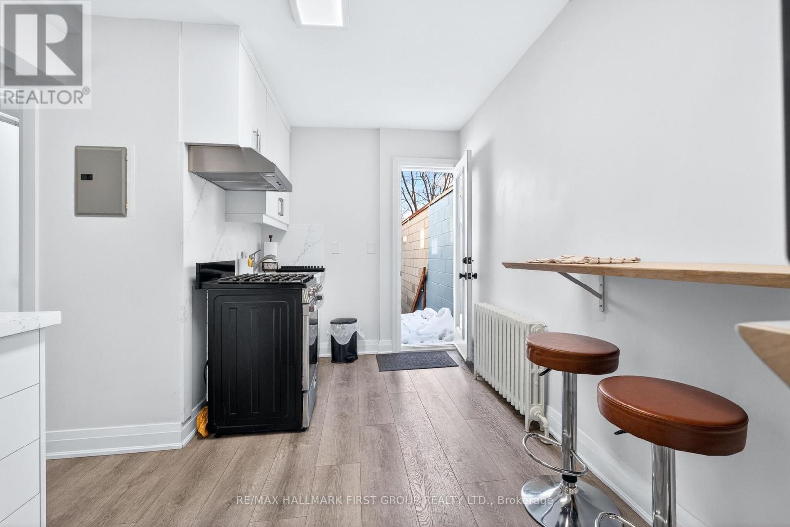 267 Lakeshore Road E, Mississauga, Ontario  L5G 1G8 - Photo 31 - W12772732