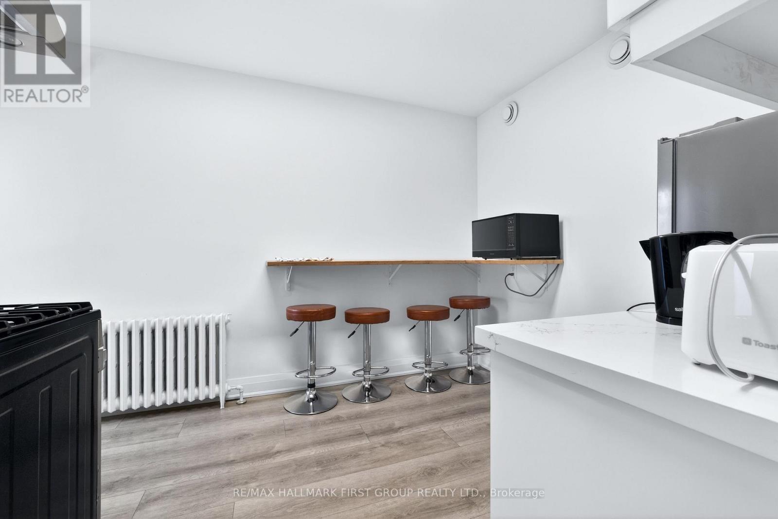 267 Lakeshore Road E, Mississauga, Ontario  L5G 1G8 - Photo 32 - W12772732