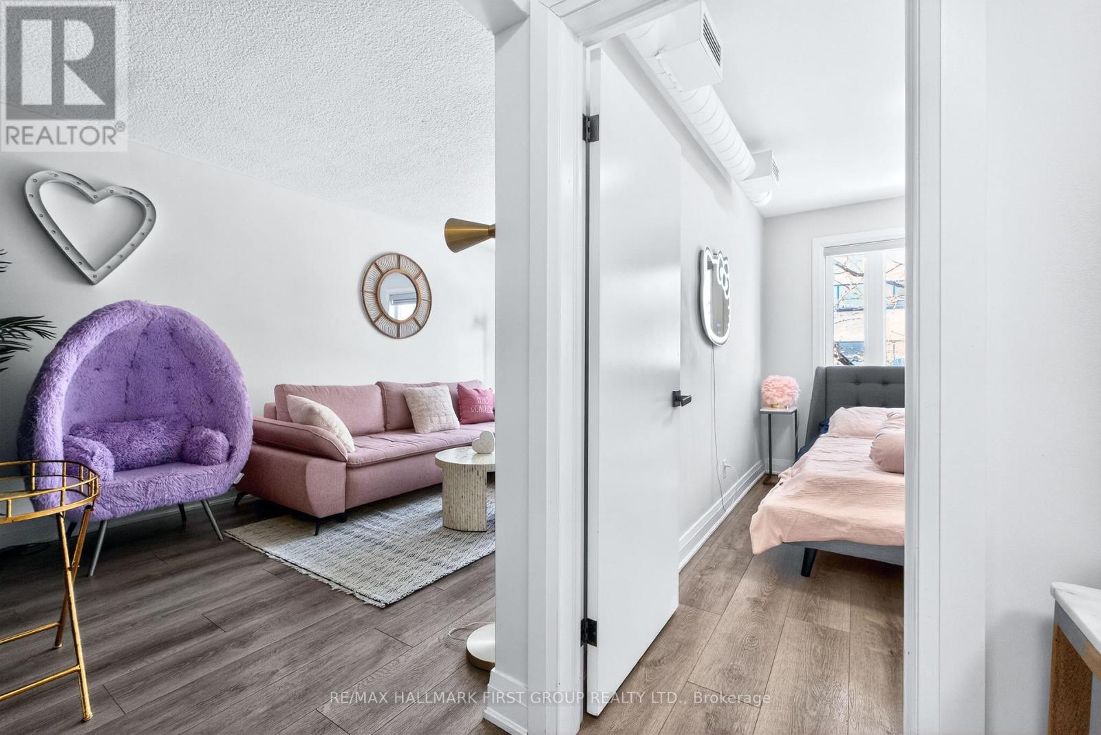 267 Lakeshore Road E, Mississauga, Ontario  L5G 1G8 - Photo 34 - W12772732