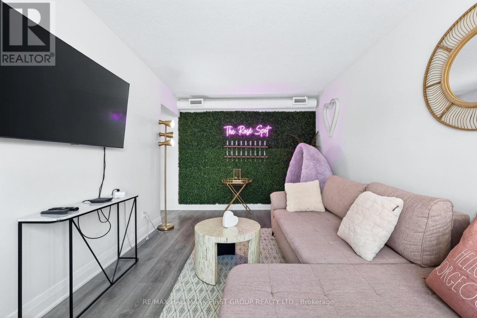 267 Lakeshore Road E, Mississauga, Ontario  L5G 1G8 - Photo 39 - W12772732