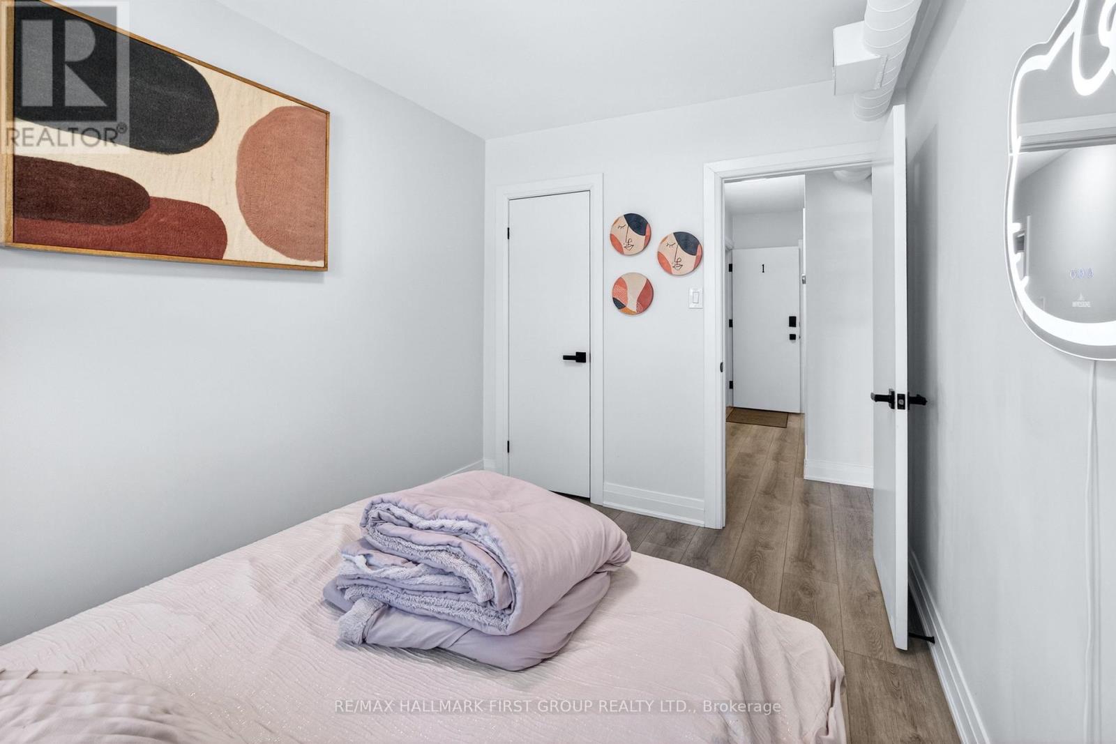 267 Lakeshore Road E, Mississauga, Ontario  L5G 1G8 - Photo 43 - W12772732