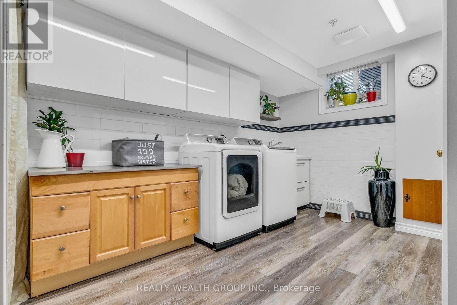 Basement - 771 Eversley Drive, Mississauga, Ontario  L5A 2E2 - Photo 8 - W12772750