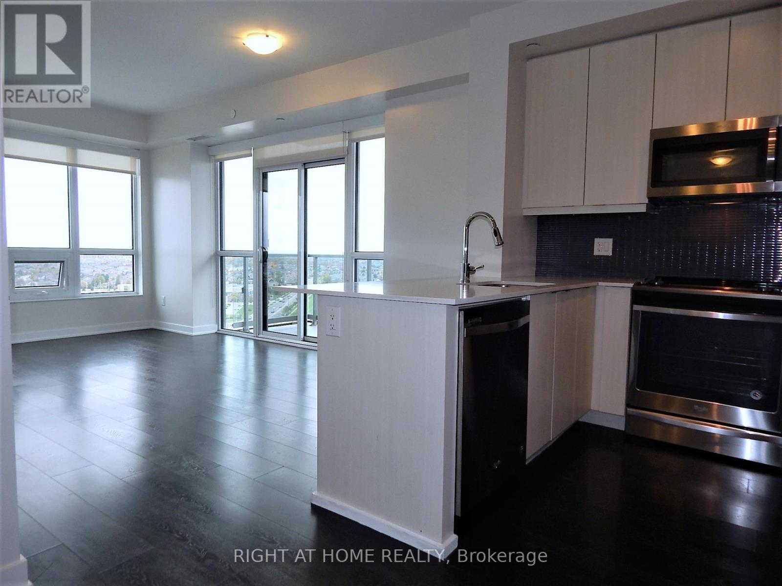 1803 - 4633 Glen Erin Drive, Mississauga, Ontario  L5M 0Y6 - Photo 9 - W12772770