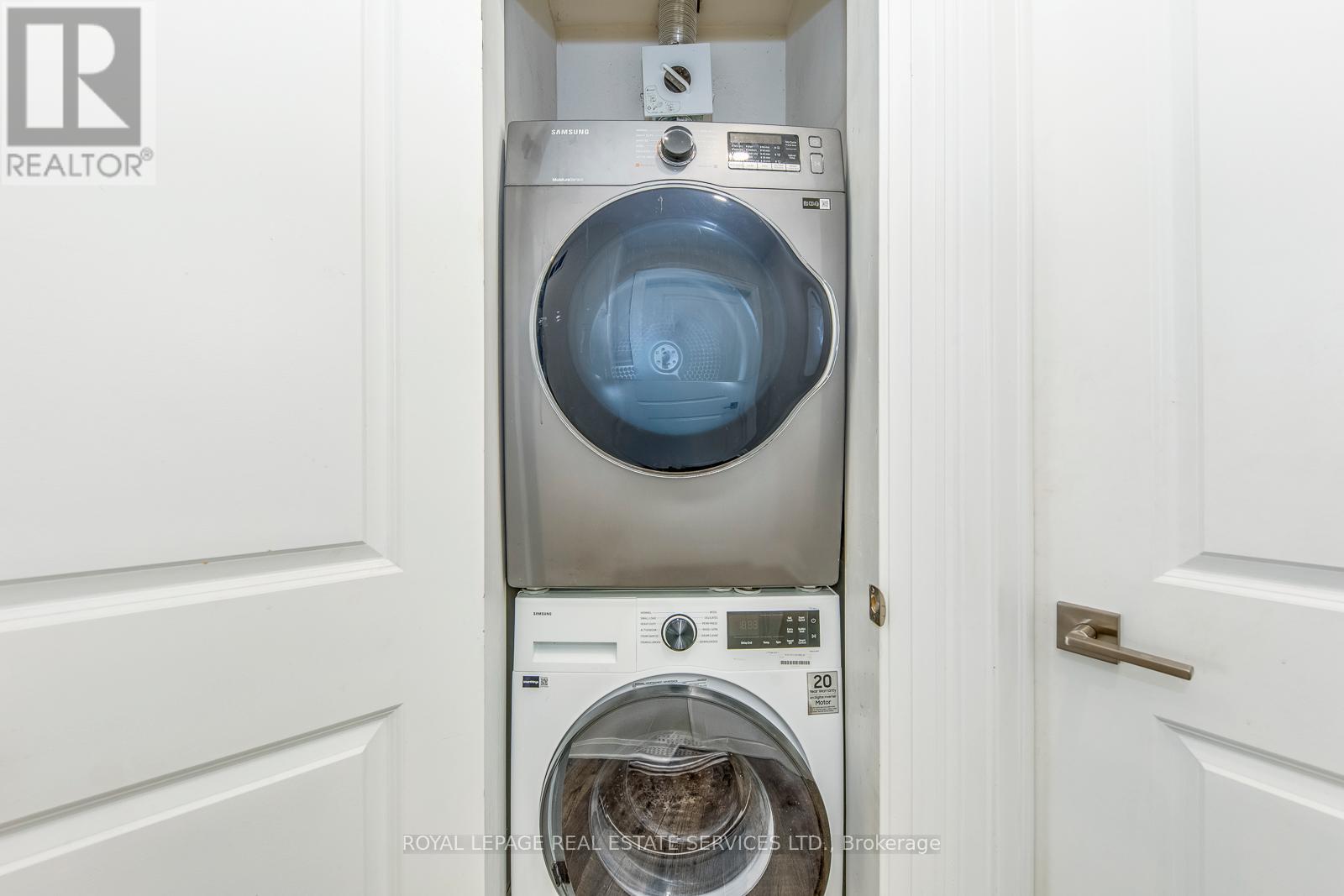 Upper - 91 Ravenscrest Drive, Toronto, Ontario  M9B 5N5 - Photo 28 - W12772800