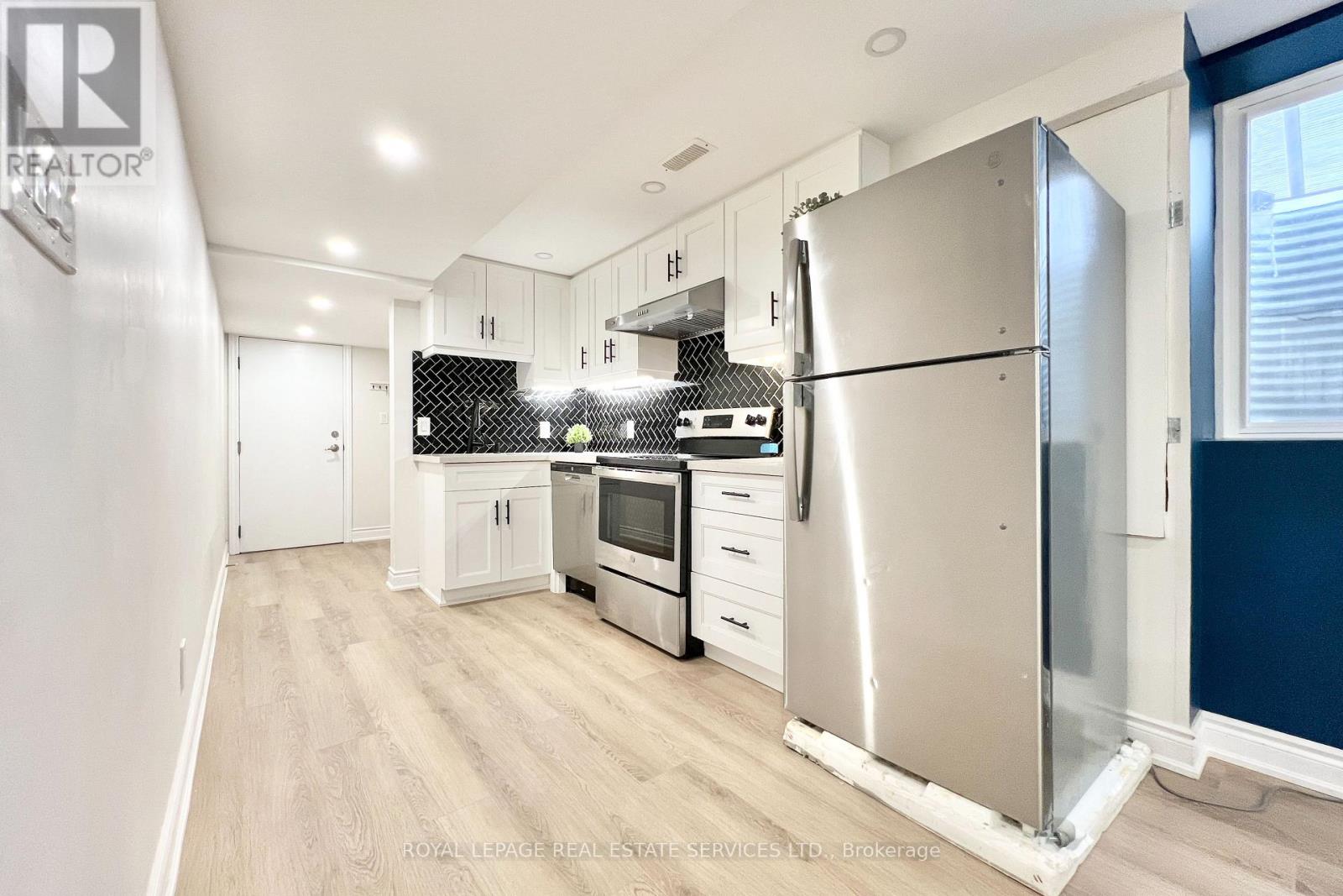 Bsmt - 411 Grindstone Trail, Oakville, Ontario  L6H 0S1 - Photo 10 - W12772816